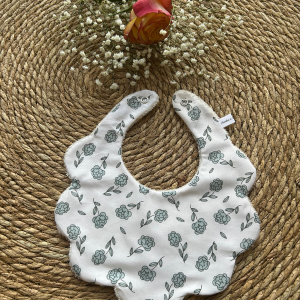 Bavoir Festonné Fleurs Stylées Vertes